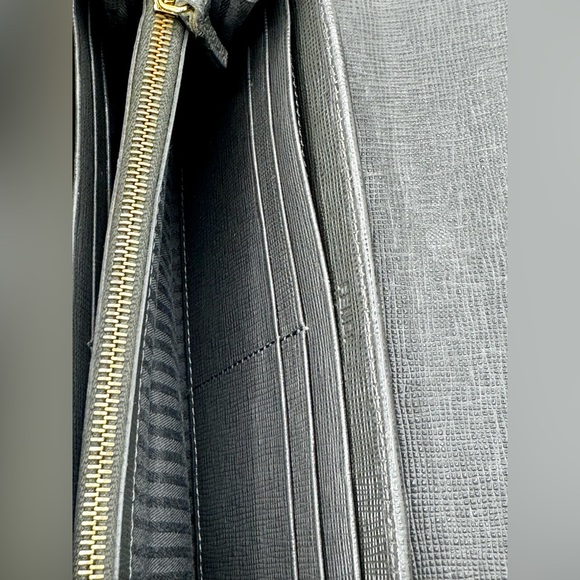 Fendi 2 Jours Leather Long Wallet - Picture 6 of 16